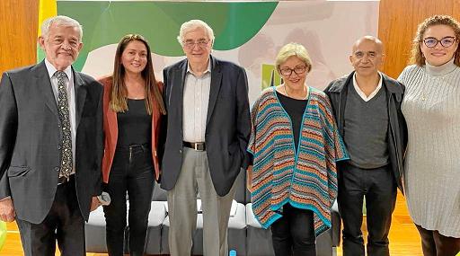 Gregorio Calderón, director del doctorado en Administración de la Universidad de Manizales; Yamilhet Andrade, vicerrectora Unive