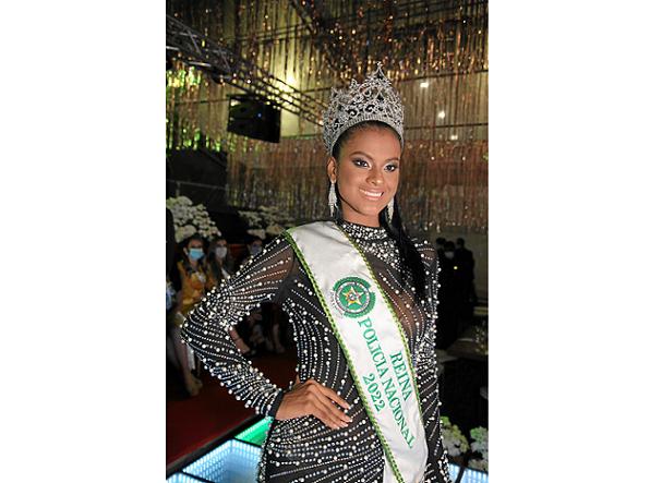 Fotos | Freddy Arango | LA PATRIA    Representante de Honduras, Kessy Dayana Bordas Rodríguez, reina de la Policía Nacional.