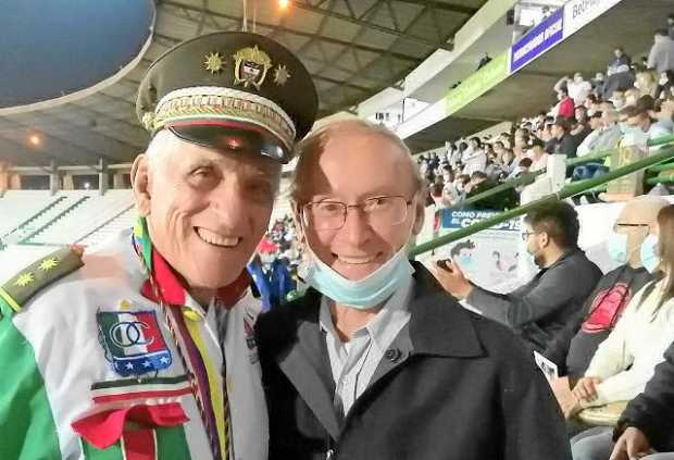 En la primera fecha de este año del fútbol colombiano, se encontraron en las gradas del estadio Palogrande, Darío Gómez “El loco