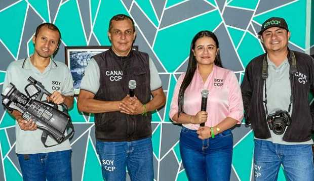 Foto | Albeiro Rudas | LA PATRIA    La Corporación Cívica Progresar exaltó la labor que cumple su equipo de periodistas para Ans