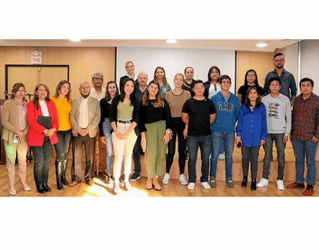 Los estudiantes que llegaron a la Universidad de Caldas son: Leonei Sarah Pyczak DHBW Lorreach de Alemania, Gerhard Hiese de Ham