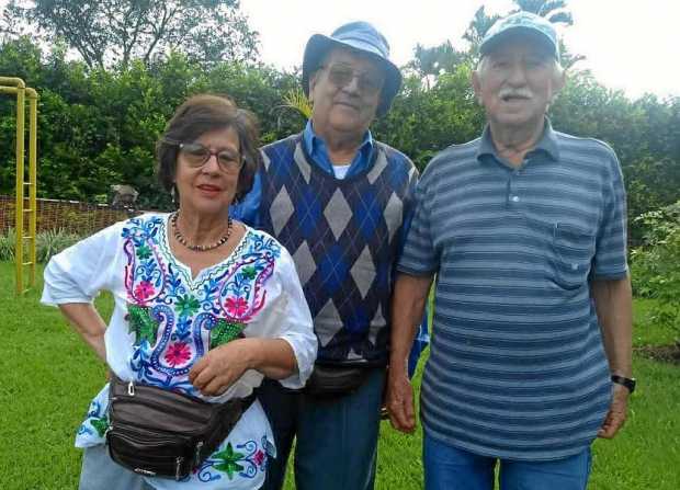 Martha María Páramo, Cesar Vallejo y Hernando Gallego.