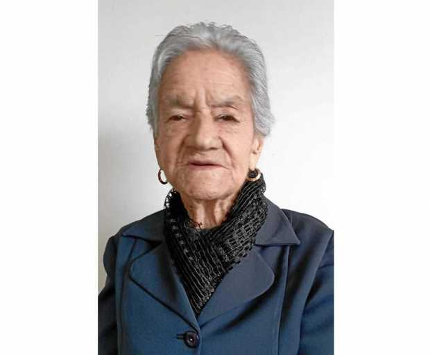 El 28 de junio cumplió cien años de vida la educadora Amelia Acevedo González quien dedicó 40 años de su vida a la docencia prin