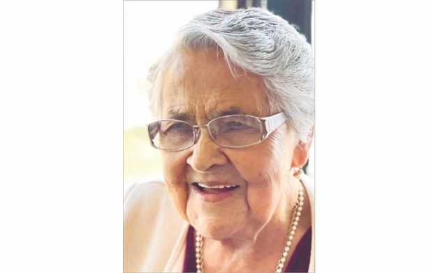 ANATILDE CAMPUZANO DE MEJÍ A