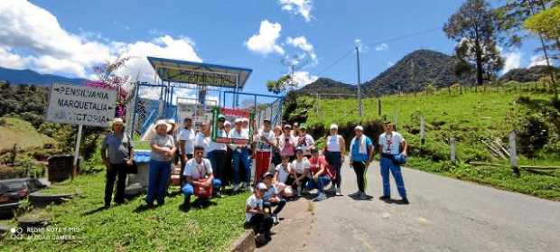Foto| Henry Giraldo | LA PATRIA   Con éxito y en medio de un caluroso día se llevó a cabo la caminata que la cooperativa Cooproc