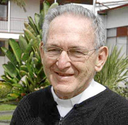 Monseñor Luis Enrique Hoyos Ochoa
