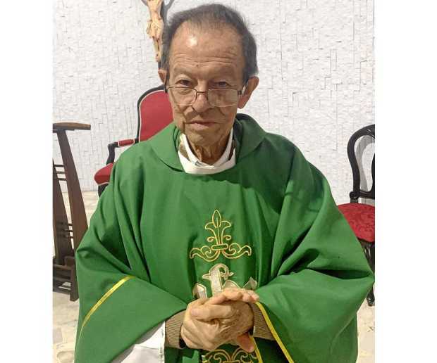 Presbítero Javier Vázquez Idárraga, de 88 años, oriundo de Aranzazu, cumplió 60 años de vida sacerdotal. Actualmente está al fre