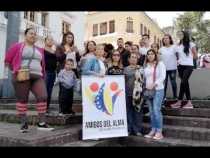 Concentración de venezolanos en Manizales en apoyo a la Operación Libertad