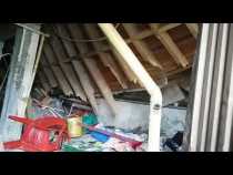 Dos lesionados al colapsar el piso de una vivienda en La Francia