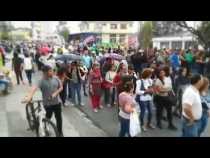 Educadores marchan por un mejor trato Solapas principales