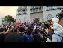 Cacerolazo en la Plaza de Bolívar