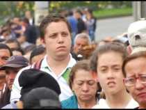 Turnos de entrega de subsidios de la Cruz Roja