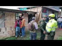 Desalojan invasión en los Sauces en Villamaría