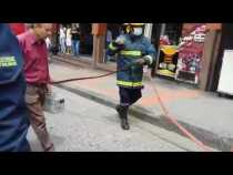 Comerciantes de San Andresito, afectados por olor fuerte