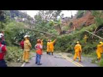 Derrumbe en la antigua vía Manizales - Chinchiná, en el sector del Bajo Tablazo