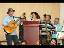 Guillermo Enrique Torres, alias Julián Conrado o el cantante de las Farc,