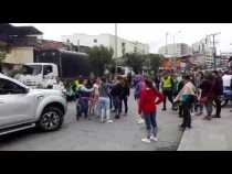 Protestas en la Cruz Roja por demora en entrega de ayudas