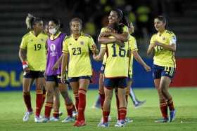 La Selección Colombia Femenina está a un solo paso de la final de la Copa América de Fútbol, con lo que no solo aseguraría su pa