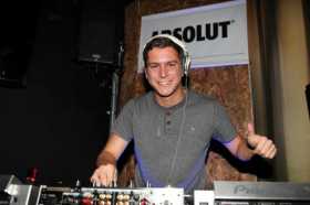 Guillermo Andrés Hoyos, conocido como Dj Stav, se gozó su rumba en Manila Bar.