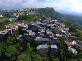 El barrio Sacatín, ubicado en la comuna Atardeceres (occidente de Manizales), detrás del Instituto del Corazón.
