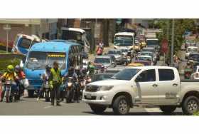 En la última década el número de vehículos en Manizales aumentó el 143%