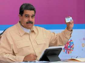 El presidente venezolano, Nicolás Maduro, celebró la reinstalación de una mesa de diálogo con la oposición, aunque criticó dos p