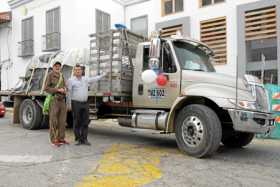 Llegan ayudas Foto |Luis Fernando Rodríguez | LA PATRIA Salamina. El pasado viernes comenzaron a llegar las tractomulas cargadas