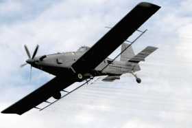 La aspersión aérea es una medida por la cual se utilizan aviones para rociar agroquímicos desde el aire.