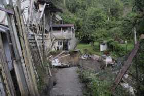 Susto en el sector La Carrilera (Manizales) por creciente de aguas negras