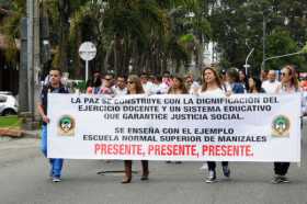 En colegios oficiales de Manizales enseñan 2.072 maestros, entre nombrados en propiedad y provisionales.