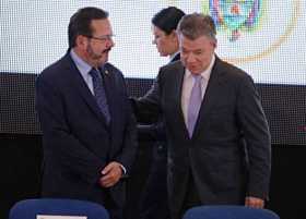 Rigoberto Echeverri, presidente de la Corte Suprema de Justicia, y Juan Manuel Santos, presidente de Colombia