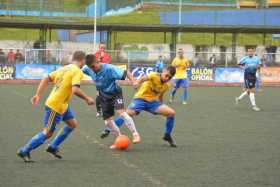 Chinchiná Buencafé La Meseta (azul) se destaca en la Copa. Es líder del grupo B con siete puntos.