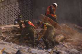 Ajustan a 218 la cifra preliminar de fallecidos por el terremoto en México