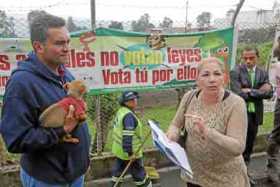 Foto | Darío Augusto Cardona | LA PATRIA  El desalojo fue suspendido por el Juzgado Séptimo Penal Municipal.