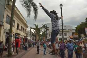 Poca oferta cultural se tomó la 23