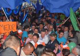 En Expoferias se concentraron seguidores del candidato presidencial Germán Vargas Lleras que estuvo hasta anoche en la ciudad.