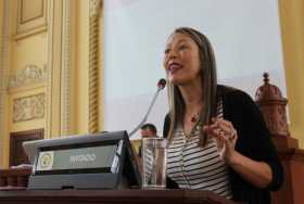 Paula Marcela Osorio, secretaria General de Caldas, en la sesión de ayer en la Asamblea.