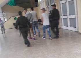  Los aprehendidos siguen vinculados al proceso.