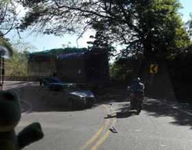 Una mujer herida en accidente de tránsito en la vía Fresno - Mariquita