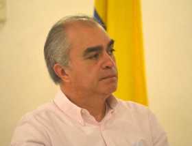 Admiten demanda sin suspender al rector de la U. de Caldas