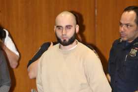 Fotos |Cortesía New York Post | LA PATRIA El colombiano, antes de la lectura de la sentencia.