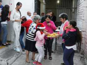 Una buena taza de chocolate hirviendo no cae mal por la mañana. Con este refrigerio termina la novena de aguinaldos en Chinchiná