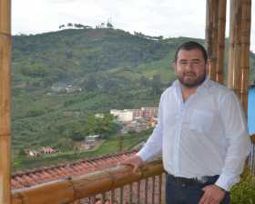 El alcalde de Risaralda, Juan Camilo Gallego Hoyos, anuncia que se vienen 22 proyectos para este año en el municipio.