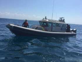 Guardacostas de la Armada Nacional en Cartagena rescataron a 21 personas que llevaban tres horas en altamar, entre ellos los och
