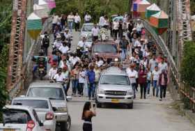 En la Felisa (La Merced) despidieron a los dos caldenses que murieron en colapso de puente Chirajara