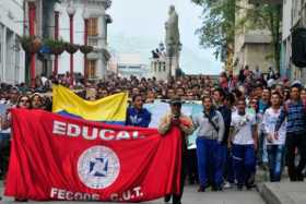 Maestros realizarán paro nacional de 24 horas el 21 de febrero 