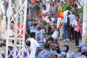 Un muerto y más de 150 heridos tras ataque a mitin del primer ministro etíope