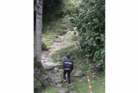 Habitantes de La Enea piden que construyan unas escaleras para este camino que conecta la carretera Panamericana con la entrada 