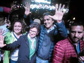 Con un cálido abrazo entre Sergio Fajardo, Claudia López, Antanas Mockus y Jorge Robledo se despidió la Coalición Colombia de la