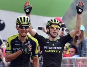 Esteban Chaves ganó la sexta etapa del Giro de Italia